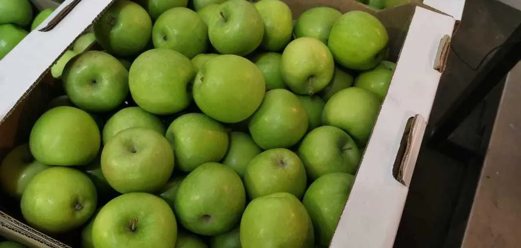 Яблоки крымские в Самаре