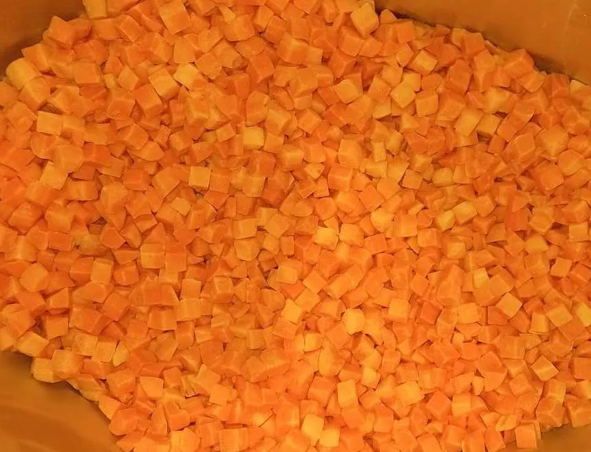 фотография продукта Морковь замороженная (кубик)