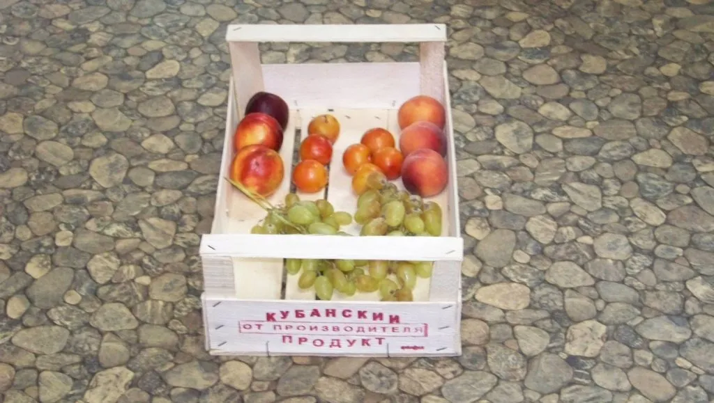 ящик из шпона под ягоды и косточки в Краснодаре